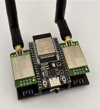 ESP32 DevKitC + NRF24L01 (E01C-2G4M27D) Module - Image 2